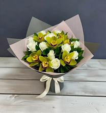 Букет цветов из:  Орхидеи и Розы в Маслянино