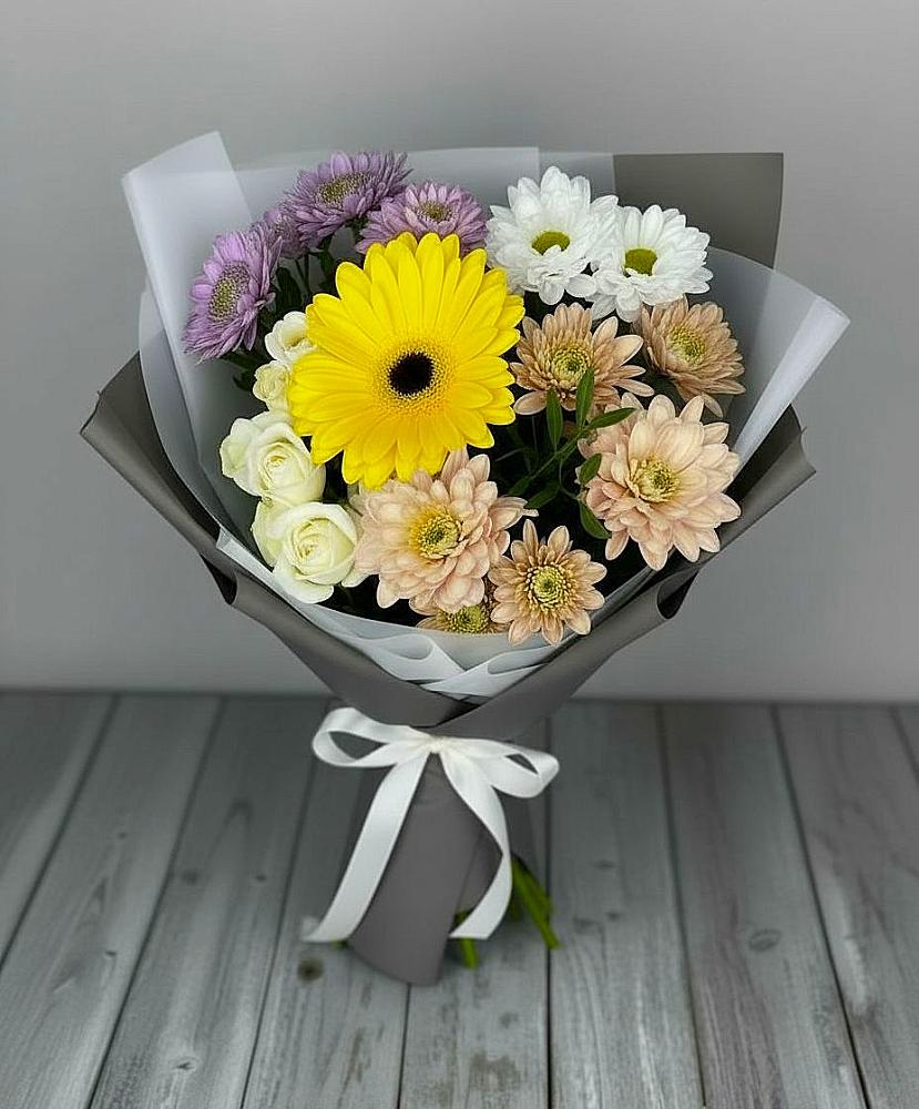 Букет цветов из: Розы, Герберы и Хризантемы в Маслянино