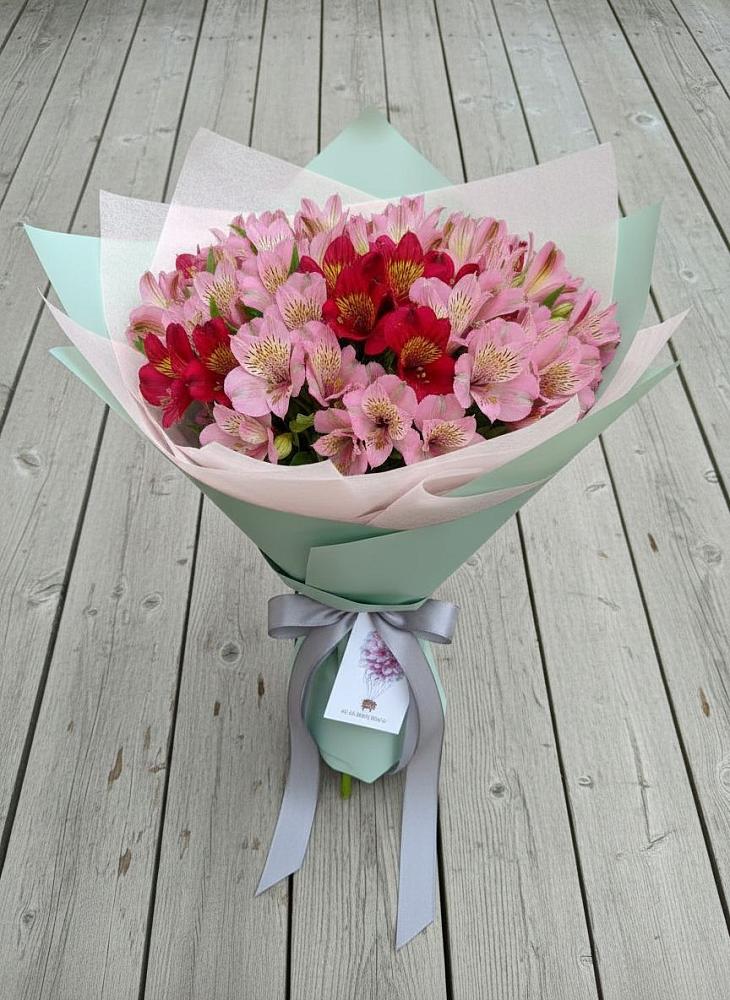 Букет цветов из: Альстромерии в Маслянино