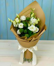 Букет цветов из:  Хризантемы и Лизиантусы #REPLACE_PRED# Маслянино