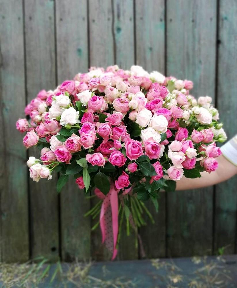 Букет Розовые кустовые розы Натали и Лав Лидия в Маслянино