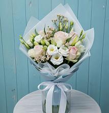 Букет цветов из:  Розы и Лизиантусы в Маслянино